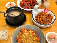 -莲餐厅·湖北菜·潜江小龙虾店(愚园路店)