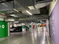 -虹桥天地-停车场