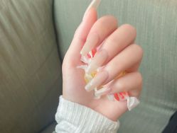 -花系美·美甲美睫精品店