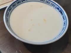 -黄氏许牛奶甜品专家(水晶街店)