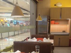 -小鱼小牛(世欧广场店)