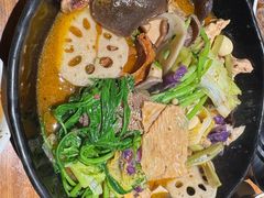 -万记麻辣烫国展总店