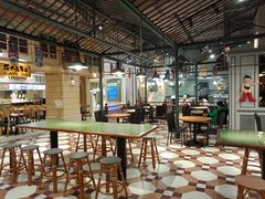 大堂-大食代美食广场(上海中心店)