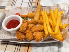 -菲滋意式餐厅(临海银泰店)