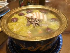 -快乐老家三鲜饺子东北菜(南六中路店)