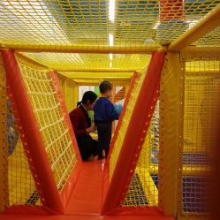 -莫莉幻想儿童乐园(郑州丹尼斯三天地店)