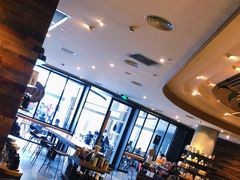 大堂-星巴克臻选(深圳金光华店)