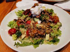 藜麦牛油果沙拉-麦田工坊(月湖店)