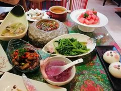-蘑菇私房菜小馆(杨家坪西城天街店)