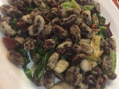 -滇香肴·云南菜蒸汽石锅鱼(云南北路店)