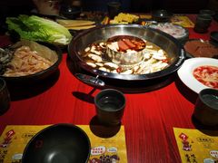 -谭鸭血老火锅(万象九宜城店)