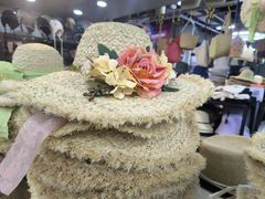 -钱万里桥小商品市场