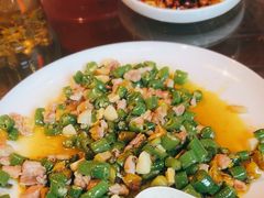 -万重锦·人文川菜馆(骡马市店)
