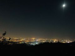 -鬼笑石后山停车场