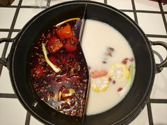 -朱光玉火锅馆(小寨原力场店)