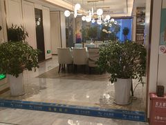 -芳华茶餐厅