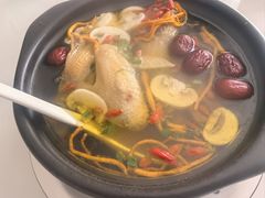 -七的湖·晚芳亭·阳澄湖农家菜·大闸蟹(莲花岛店)