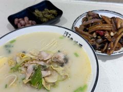 -阿达师傅鱼汤面