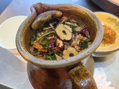 -阿昌白族石板烧·菌锅(大理古城店)