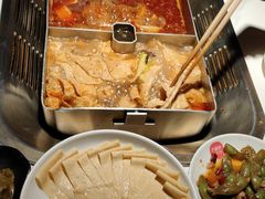 -九鼎轩脆毛肚火锅(南京东路店)