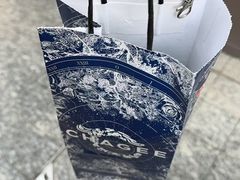 -霸王茶姬(上海恒基名人店)