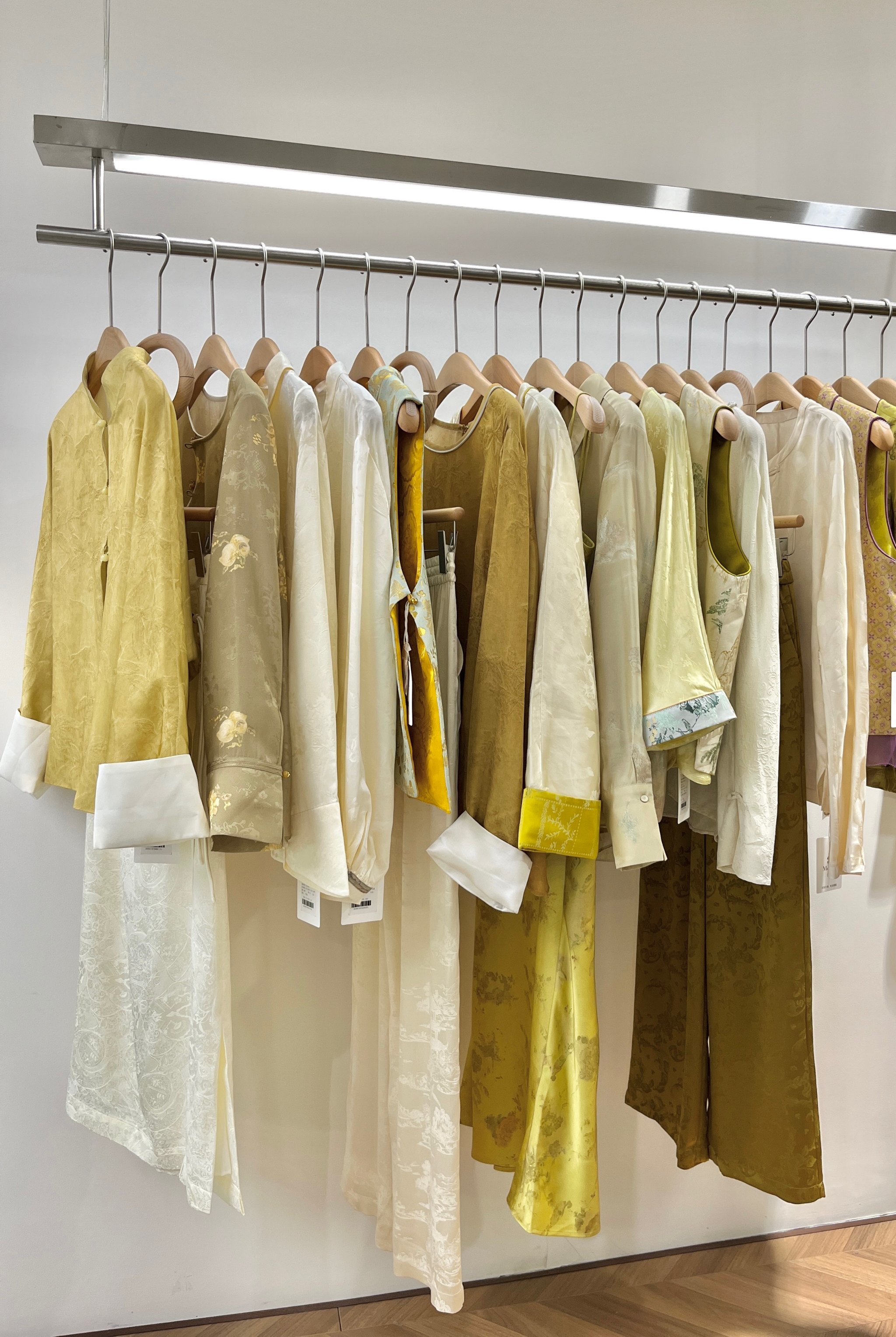 26上海已回.😭我都崩溃了