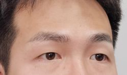 -一个差评成就的纹眉店
