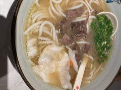 -鑫花溪牛肉米粉(凤凰街创始总店)