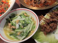 -川流不息·地道川菜·小龙虾(松东路店)