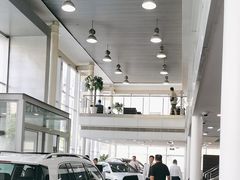 -上海德星奔驰(江杨南路店)