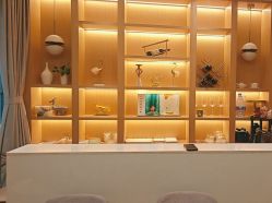 -香港倾城国际·美容美体中心