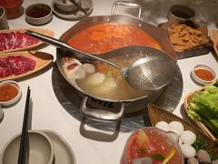 -左庭右院鲜牛肉火锅(金山万达店)