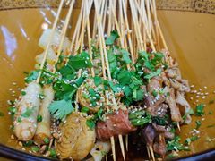 -上上签·冷锅串串(六灌路店)