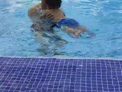 -龙格亲子游泳·水育早教中心(华亿大润发店)