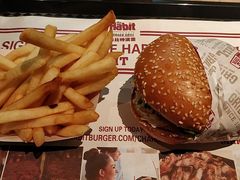 -The Habit Burger Grill 哈比特汉堡(复兴soho店)