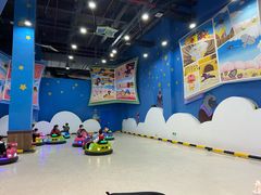 -蓝精灵乐园·世茂精灵之城主题乐园