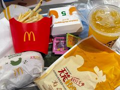 -麦当劳(常山服务区得来速店)