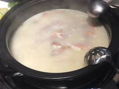 -大匠工房古船木艺术餐厅·猪肚鸡专门店(长白仙岛店)
