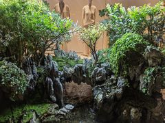 -燕莎奥特莱斯购物中心