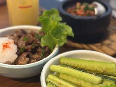 -炼火烤肉店