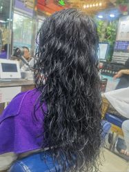 -阿兵荣辉美容理发有限公司