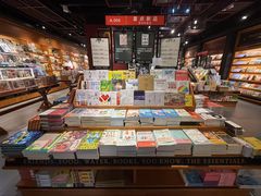 -LuOne凯德晶萃广场(徐家汇路店)