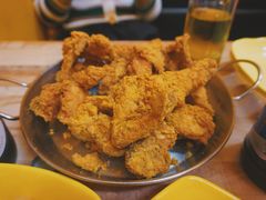 -BHC炸鸡(明洞总店)