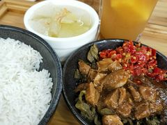 酸菜卤肉简餐-72街红烧排骨饭(海珠丽影广场店)