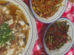 -荆九爷爆炒桥头三嫩(云南北路店)