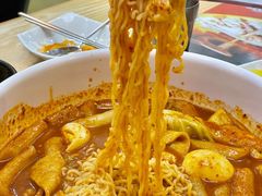 -火鸡爪东大门猎奇炒年糕