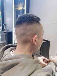 -不迫先生专业男士剪发