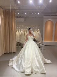 点击看大图 -GODDESS WHITE婚纱礼服(鹏城动力大厦店)