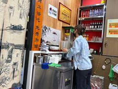 -百年老字号·观振兴蟹黄面·三虾面·苏式面(观前街富仁坊巷店)