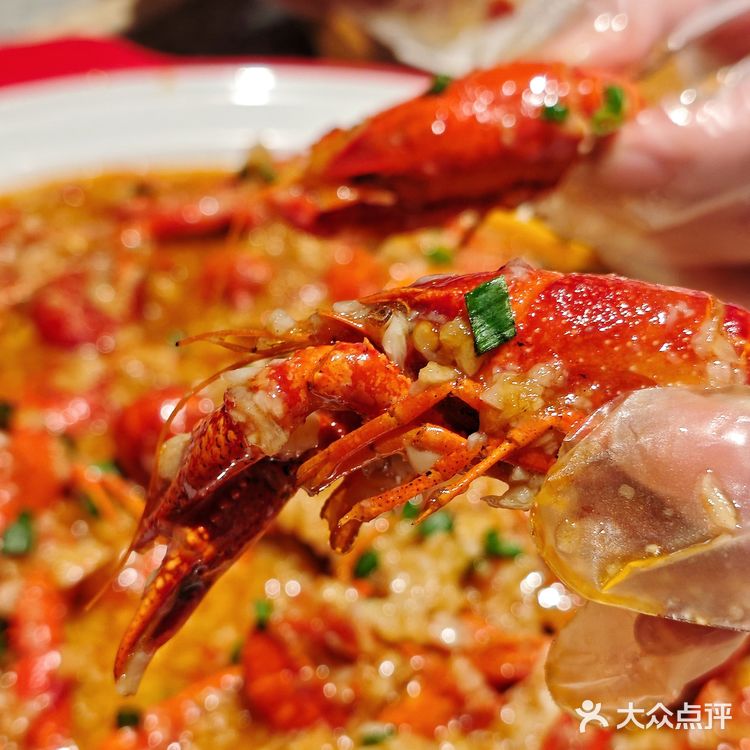 夏天的小龙虾我先冲了！